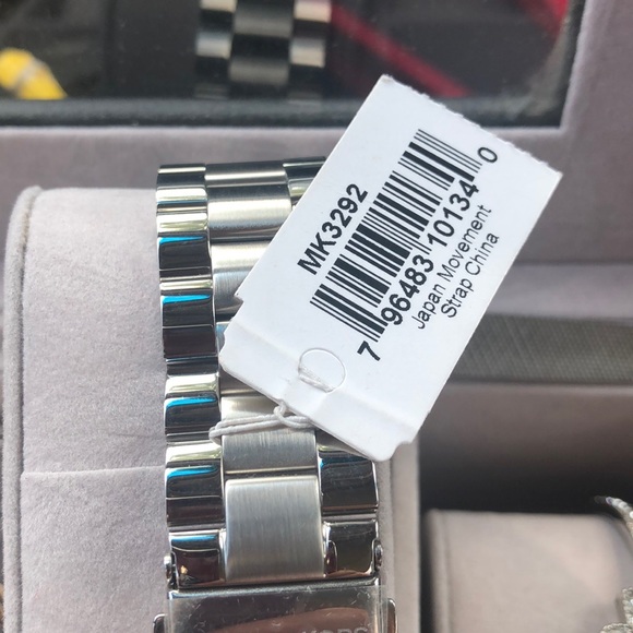 MK watch - Picture 2 of 4